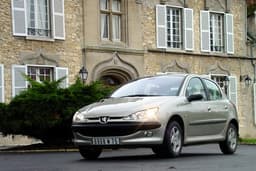 Mehr als nur Lückenbüßer: Peugeot 206 mit modernem 88-PS-Motor