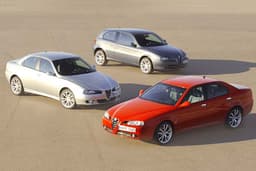Alfa Romeo: Start für die TI-Serie und den Alfa 166 Luxury