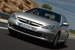 Peugeot 607 V6 HDi: Das Flaggschiff fährt ohne Rußfahne