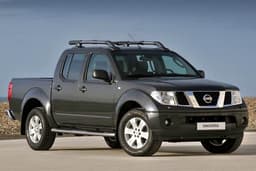Nissan Pick-Up Navara: Pathfinder mit offener Ladefläche