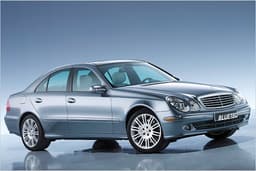 Mercedes Benz: E 320 Bluetec eröffnet Diesel-Offensive in den USA