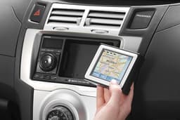 Toyota: Umfangreiche Travel-Pakete für Yaris, Prius und Corolla Verso