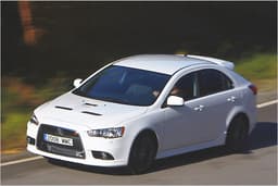 Mitsubishi Lancer Sportback Ralliart: Ein Brüderchen für den Evo