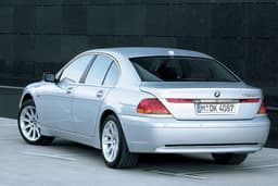Neuer Einstieg in die Spitzenklasse von BMW: 730i und 730Li