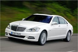 Mercedes S 400 Hybrid im Test: Die Kraft der zwei Herzen