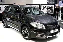 Suzuki SX4: Neuauflage des Crossovers debütiert in Genf