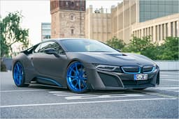 German Special Customs: Tuning für den BMW i8