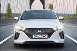 Hyundai Ioniq Plug-in-Hybrid: Deutlich günstiger als die Konkurrenz