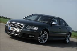 Langstrecken-Cruiser mit Biss-Modus: Der Audi S8 im Test Langstrecken-Cruiser mit Biss-Modus: Der Audi S8 im Test