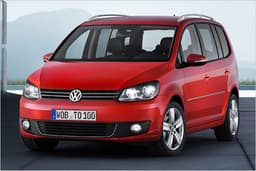 VW Touran: Neues Markengesicht und sparsamere Motoren VW Touran: Neues Markengesicht und sparsamere Motoren