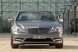 Mercedes S 350 BlueTec: Die sparsamste S-Klasse aller Zeiten Mercedes S 350 BlueTec: Die sparsamste S-Klasse aller Zeiten
