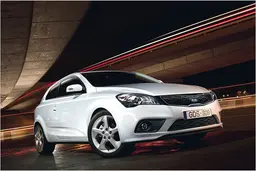 Kia Pro_Cee'd: Knochengrill jetzt auch für dreitürigen Korea-Golf Kia Pro_Cee'd: Knochengrill jetzt auch für dreitürigen Korea-Golf