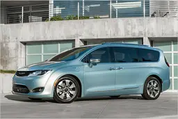 Autonomes Fahren: Google kooperiert mit Fiat Chrysler Automobiles Autonomes Fahren: Google kooperiert mit Fiat Chrysler Automobiles