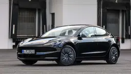 Tesla Model 3 RWD Standard Tesla Model 3 RWD Standard