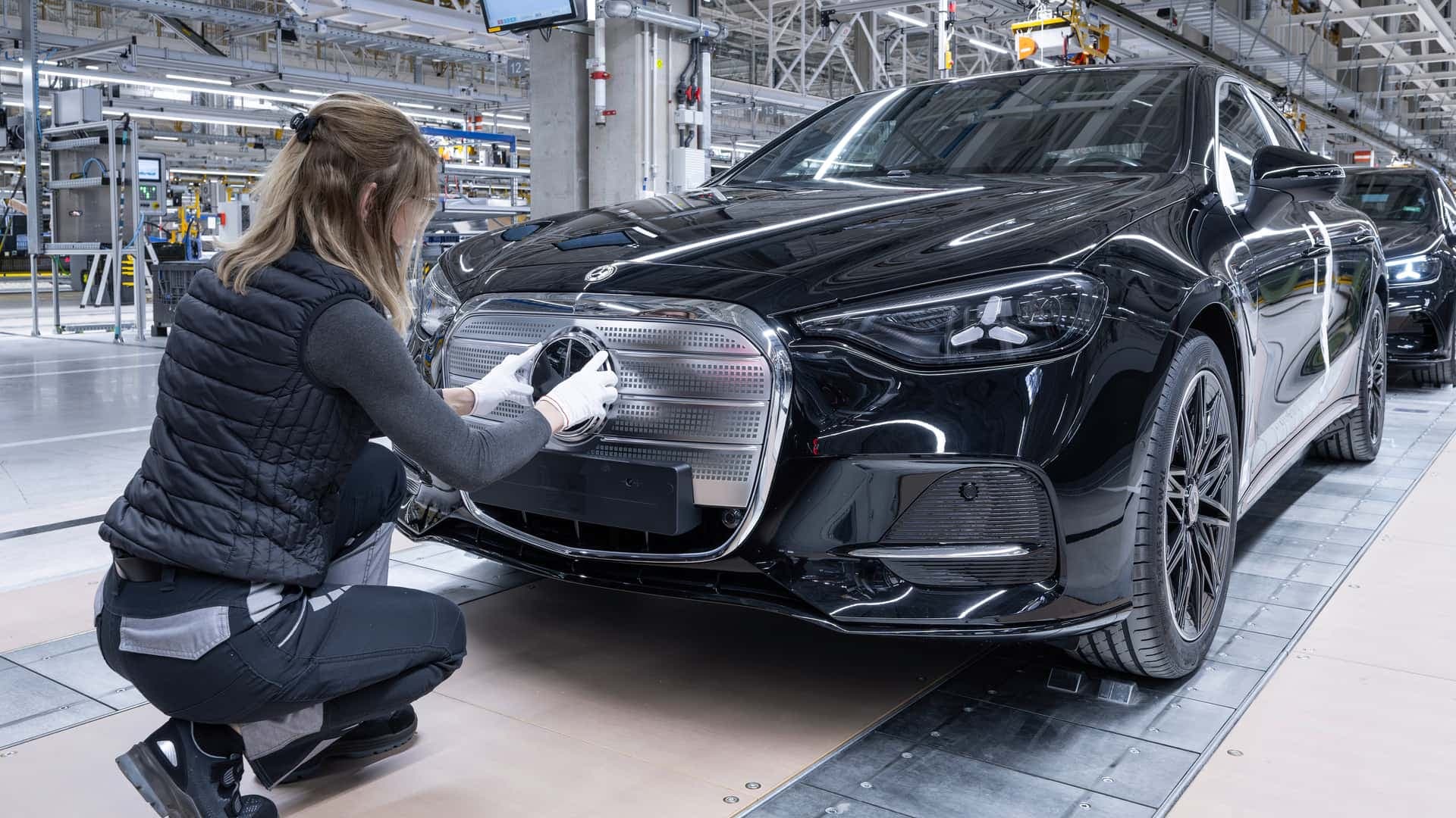 Produktionsstart der elektrischen Mercedes C-Klasse in Kecskemét Produktionsstart der elektrischen Mercedes C-Klasse in Kecskemét