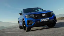 2021 VW Touareg R 2021 VW Touareg R