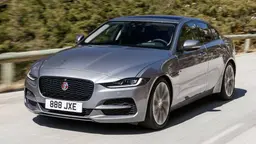 Mercedes C-Klasse (2021) und Rivalen Mercedes C-Klasse (2021) und Rivalen