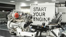 Mercedes-AMG 2,0 Liter Vierzylinder-Turbomotor 2019 Mercedes-AMG 2,0 Liter Vierzylinder-Turbomotor 2019