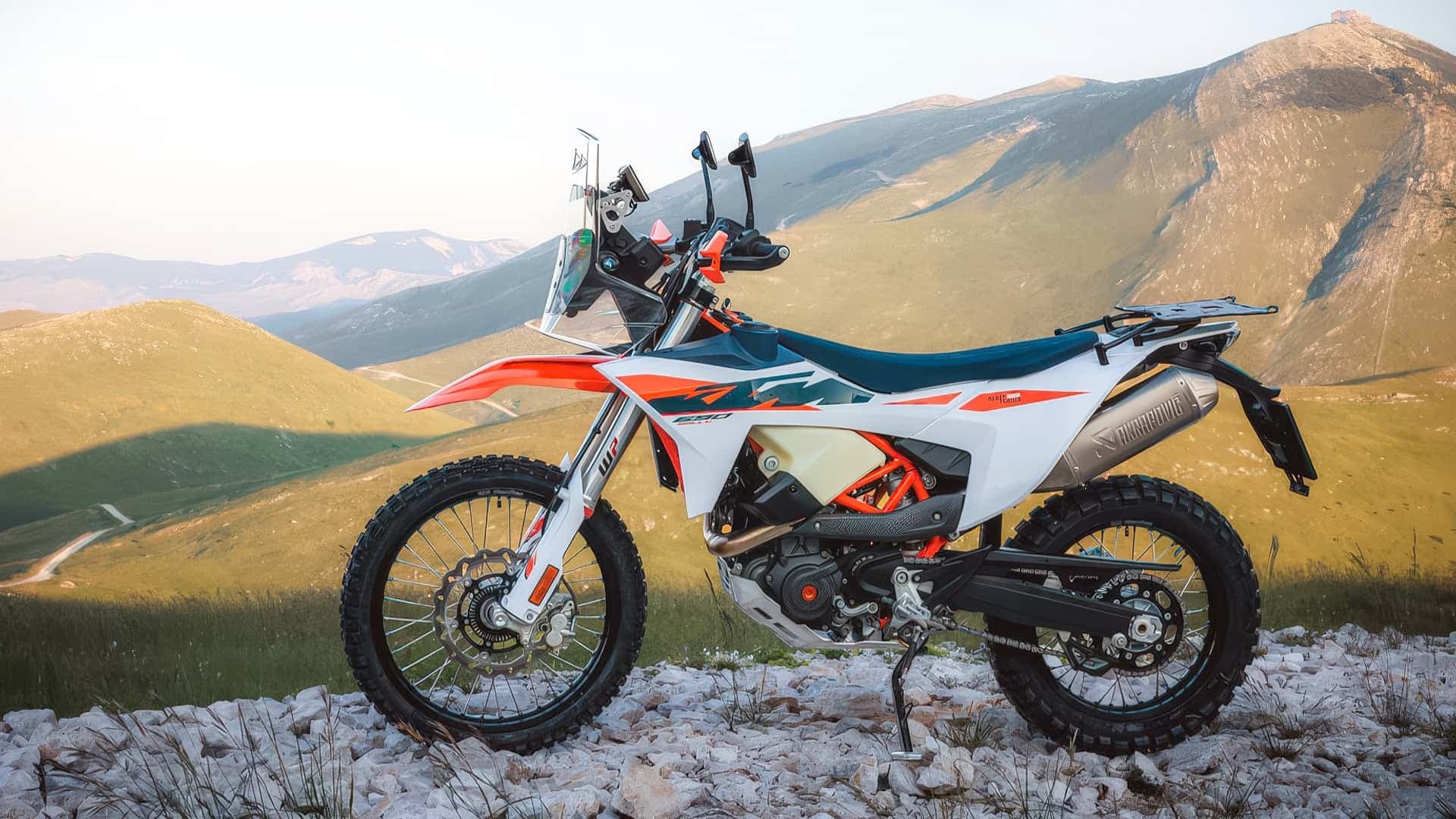 KTM 690 Rally (2027) KTM 690 Rally (2027)