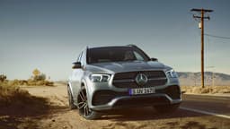 Mercedes-Benz GLE 300 d 4MATIC (2021) Mercedes-Benz GLE 300 d 4MATIC (2021)