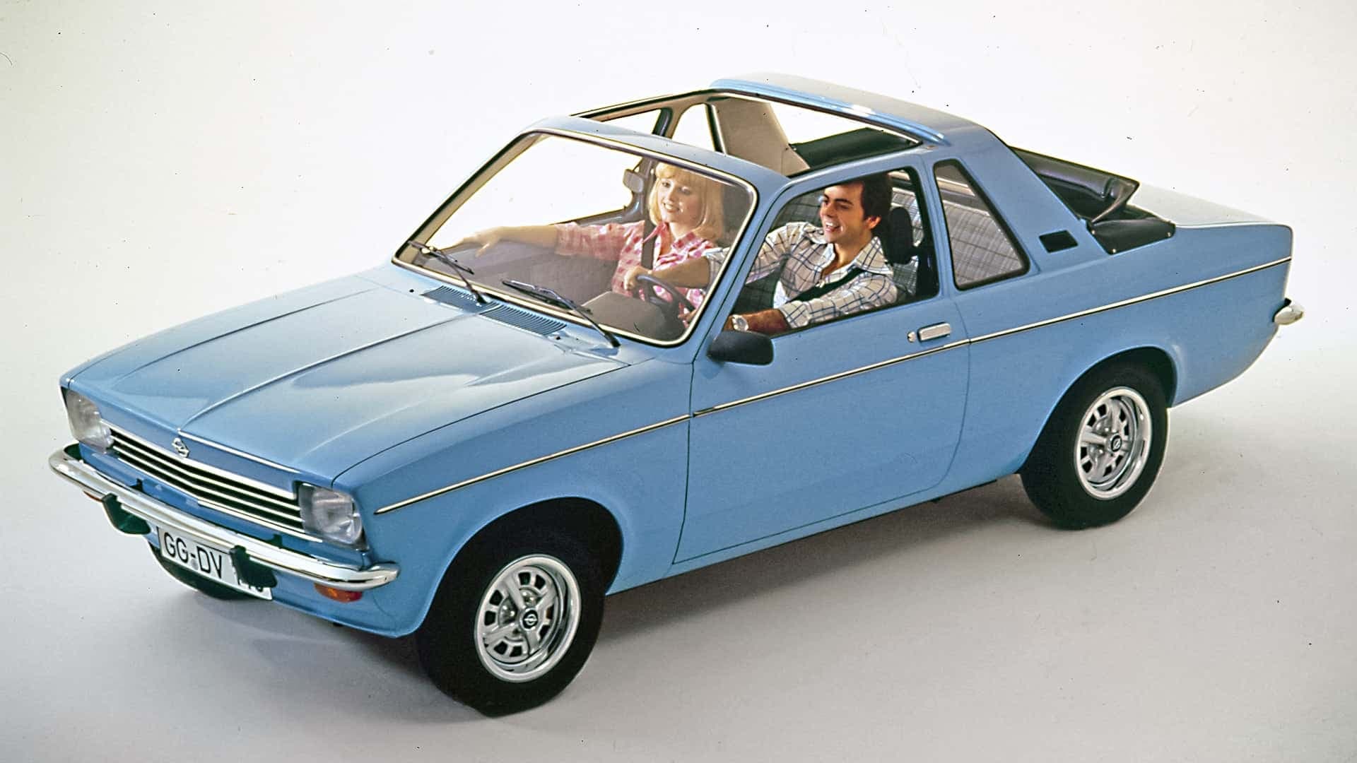 Opel Kadett Aero (1976-1978) Opel Kadett Aero (1976-1978)