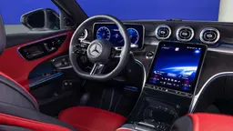 Mercedes Classe C restyling, gli interni e il bagagliaio Mercedes Classe C restyling, gli interni e il bagagliaio