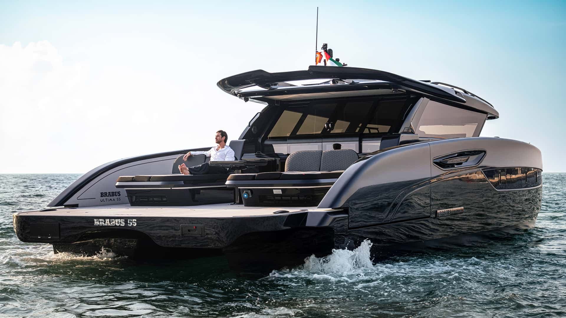 Brabus Ultima 55 Luxuskatamaran (2026) Brabus Ultima 55 Luxuskatamaran (2026)
