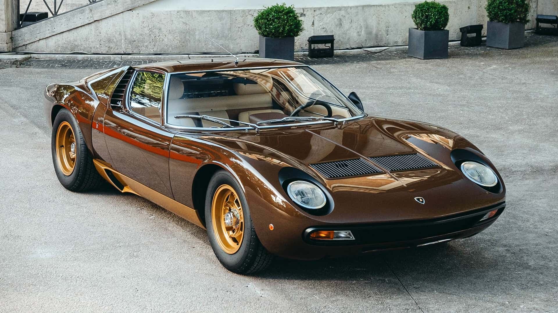 Lamborghini Miura SV (1972) auf dem Anantara Concorso Roma Lamborghini Miura SV (1972) auf dem Anantara Concorso Roma