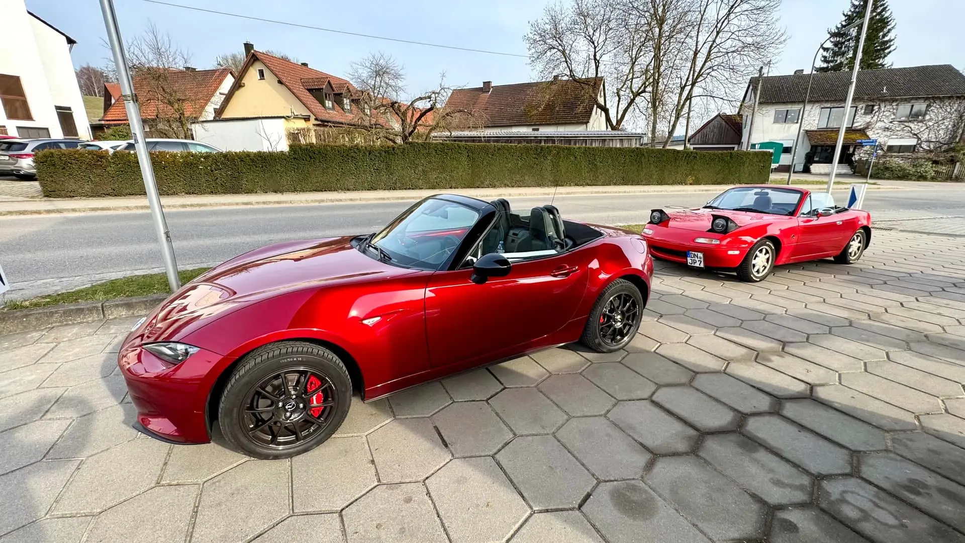 Mazda MX-5 ND (2026) und MX-5 NA im Vergleich Mazda MX-5 ND (2026) und MX-5 NA im Vergleich