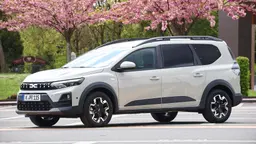 Dacia Jogger Hybrid 155 (2026) im Test Dacia Jogger Hybrid 155 (2026) im Test