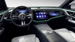 Mercedes Classe E 2023 interni Mercedes Classe E 2023 interni
