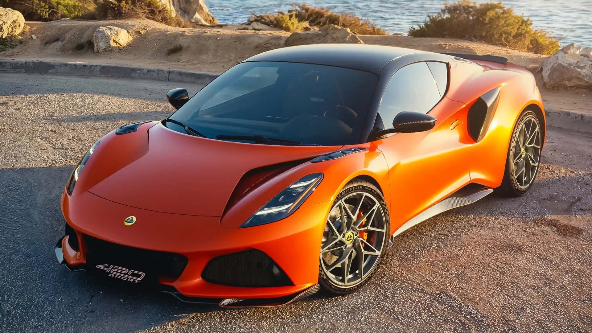 Lotus Emira 420 Sport (2026) Lotus Emira 420 Sport (2026)