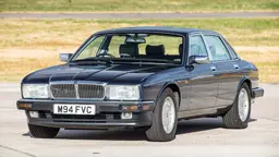 Jaguar XJ40 (1986-1994) Jaguar XJ40 (1986-1994)
