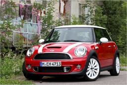Mini Cooper SD im Test: Neue, sportliche Dieselvariante mit 143 PS Mini Cooper SD im Test: Neue, sportliche Dieselvariante mit 143 PS