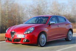 Alfa Giulietta TCT im Test: Lieber doppelt kuppeln? Alfa Giulietta TCT im Test: Lieber doppelt kuppeln?