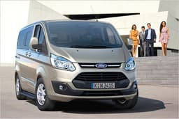 Ford Tourneo Custom: Erste Serienbilder und Start-Datum Ford Tourneo Custom: Erste Serienbilder und Start-Datum