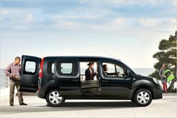 Renault Grand Kangoo: Langversion mit bis zu sieben Sitzplätzen Renault Grand Kangoo: Langversion mit bis zu sieben Sitzplätzen