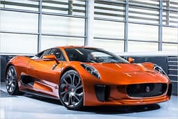 Jaguar Land Rover: Fahrzeuge für neuen Bond-Film präsentiert Jaguar Land Rover: Fahrzeuge für neuen Bond-Film präsentiert