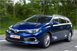 Toyota Auris Touring Sports 1.2T im Test: So fährt sich der Kompakte mit 116-PS-Turbobenziner Toyota Auris Touring Sports 1.2T im Test: So fährt sich der Kompakte mit 116-PS-Turbobenziner