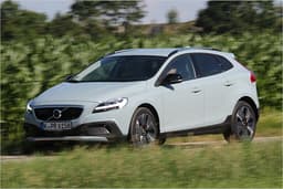 Volvo V40 Cross Country (2017) im Test: Mit Wertung, Datenblatt und Preisen Volvo V40 Cross Country (2017) im Test: Mit Wertung, Datenblatt und Preisen