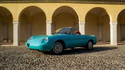 Wie wäre es mit diesem modernen Alfa Romeo Spider Hybrid? Wie wäre es mit diesem modernen Alfa Romeo Spider Hybrid?