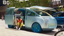 Mini Vision Urbanaut (2021) Mini Vision Urbanaut (2021)