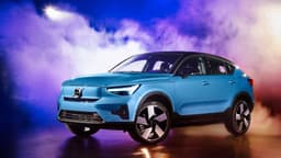 Volvo C40 Recharge (Bildquelle: https://www.media.volvocars.com/de/de-de/models/c40/2022/photos) Volvo C40 Recharge (Bildquelle: https://www.media.volvocars.com/de/de-de/models/c40/2022/photos)