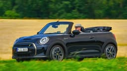 Mini Cooper SE Cabrio (2023) im Test Mini Cooper SE Cabrio (2023) im Test