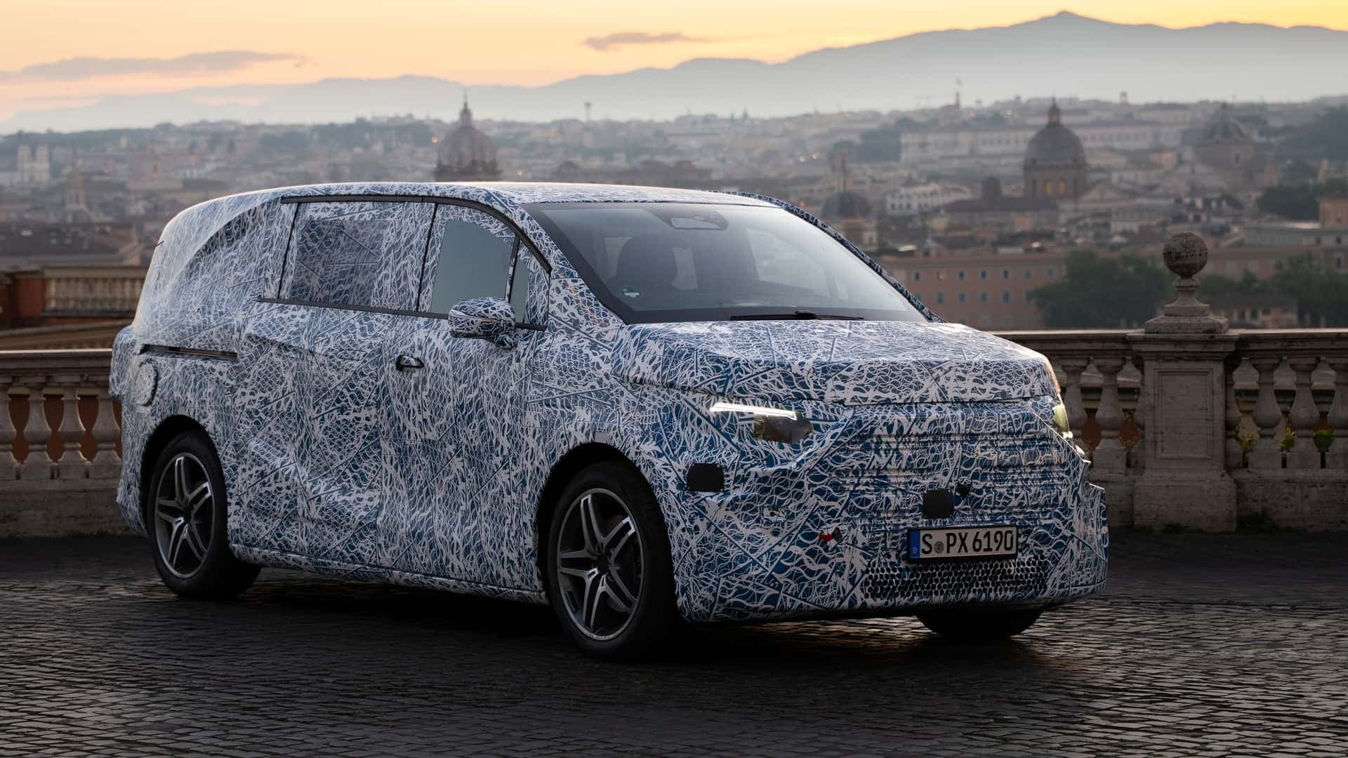 Mercedes VLE als getarnter Prototyp Mercedes VLE als getarnter Prototyp