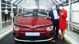 One of the first customers to receive VinFast VF e34 One of the first customers to receive VinFast VF e34