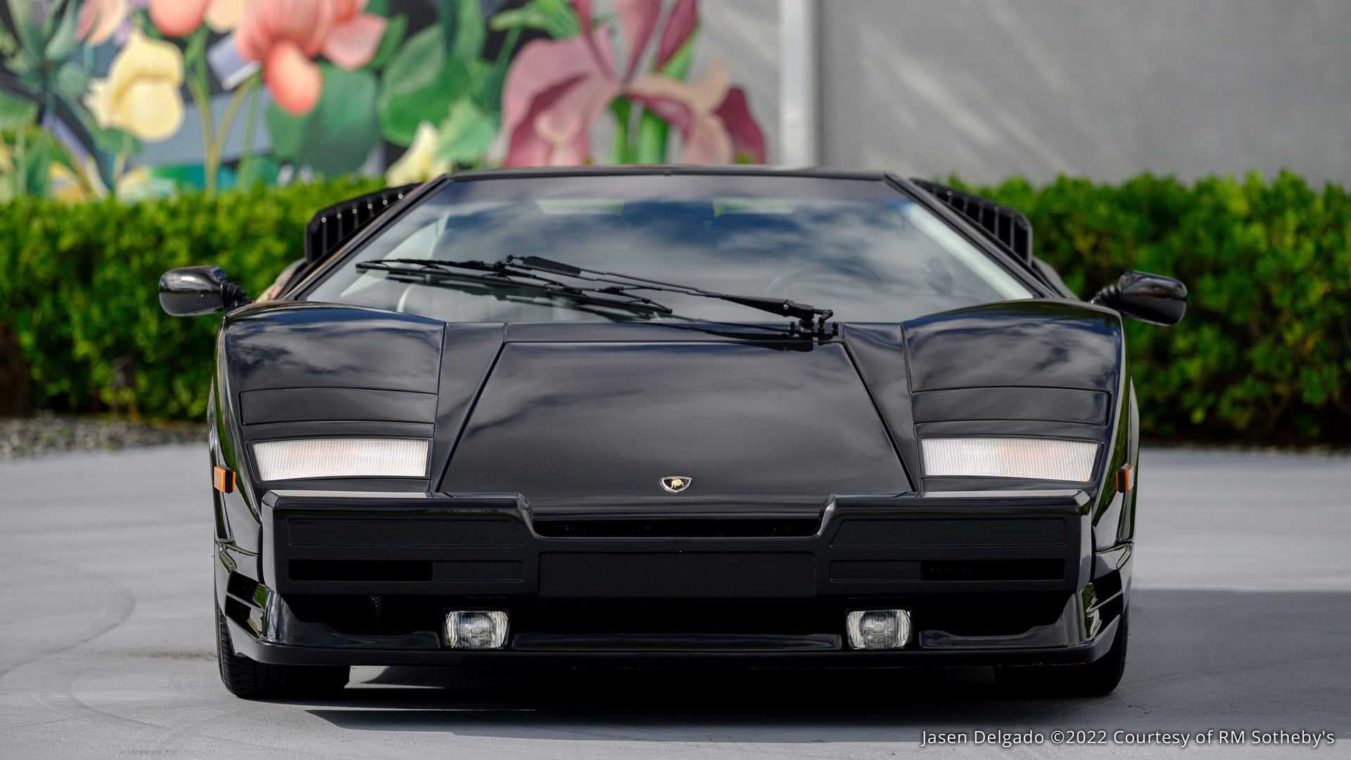 1990 Lamborghini Countach 25th Anniversary Edition by Bertone 1990 Lamborghini Countach 25th Anniversary Edition by Bertone