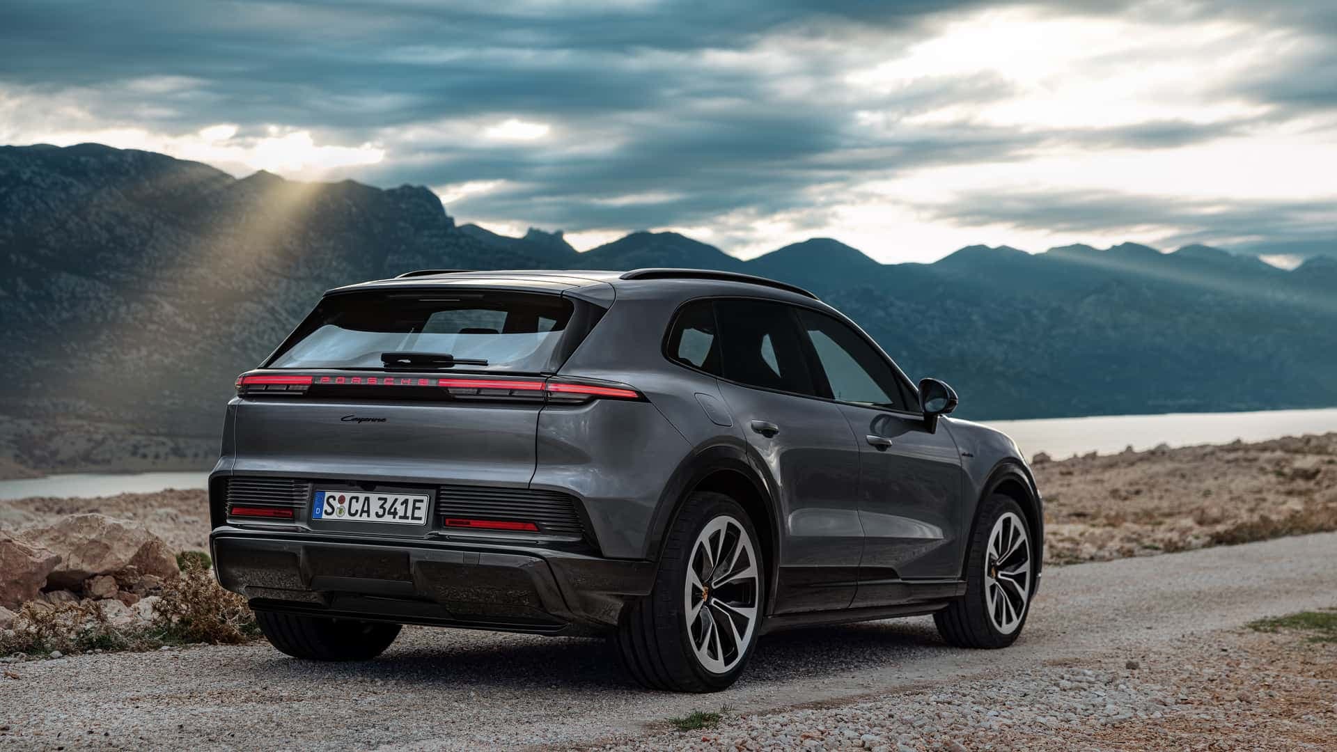 Nuova Porsche Cayenne (2026) - Foto Nuova Porsche Cayenne (2026) - Foto