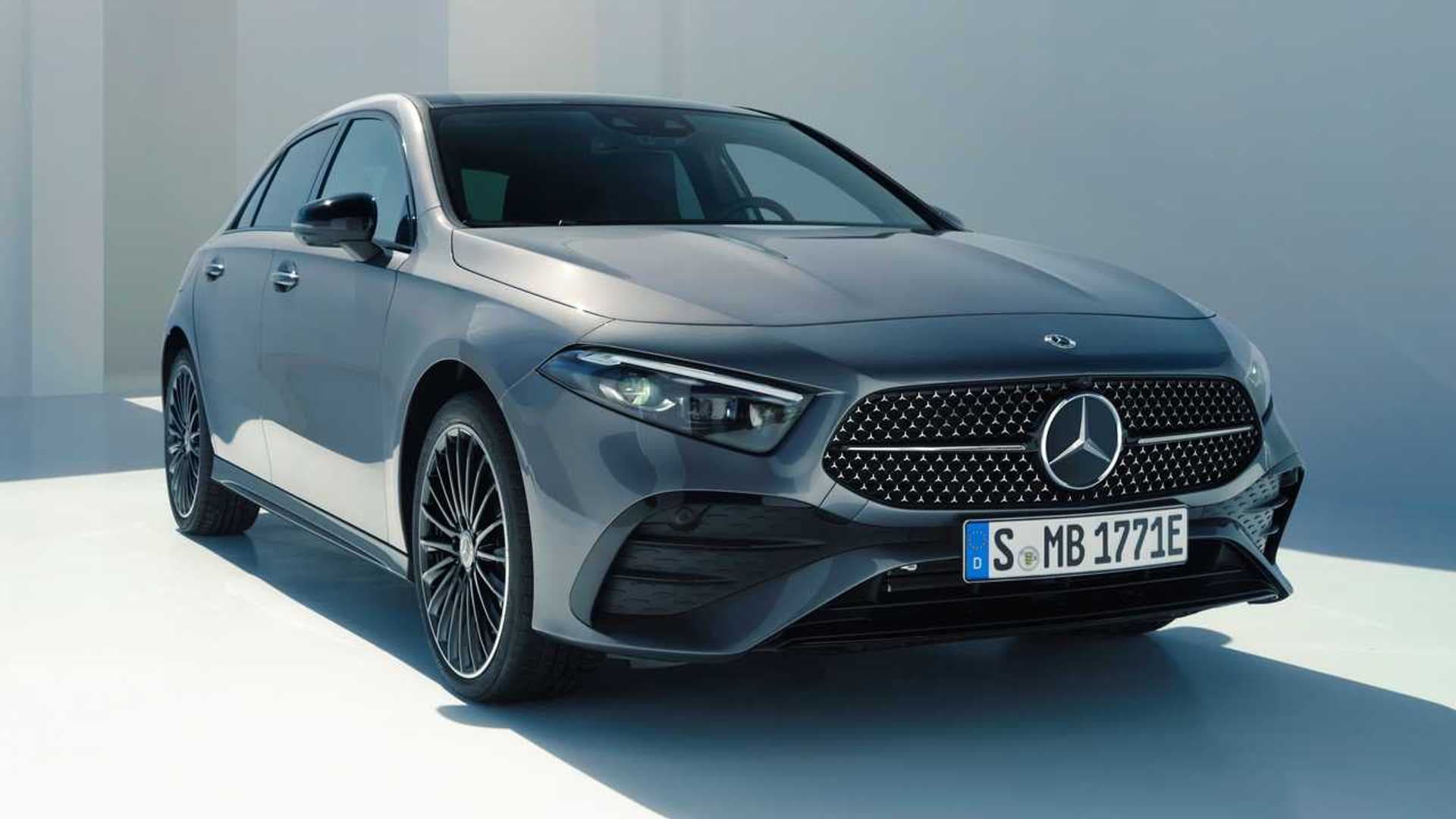 Mercedes-Benz A-Klasse (2023) Mercedes-Benz A-Klasse (2023)
