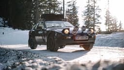 Vegabund Porsche 944 Safari Snow Low Angle Vegabund Porsche 944 Safari Snow Low Angle